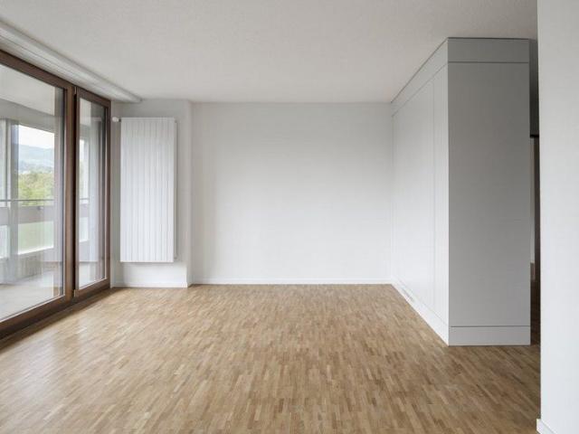 MIETEN OHNE KAUTION Neu sanierte und zentral gelegene Wohnung