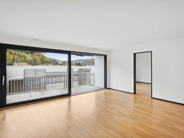MIETEN OHNE KAUTION grosszügige Wohnung mit viel Sonne