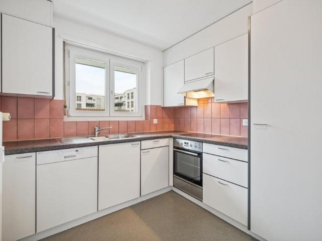 MIETEN OHNE KAUTION Zentrale und geräumige Wohnung