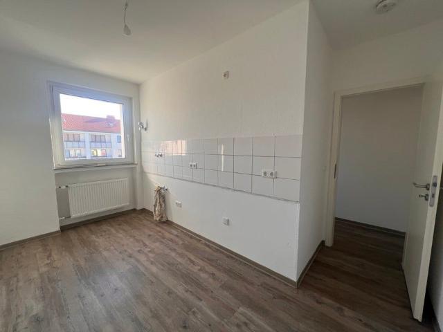 Mieter für frisch renovierte Wohnung gesucht!