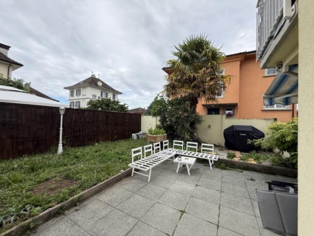MIETEVILLA IDEAL 5 MINUTEN VON LAUSANNE ENTFERNT CRISSIER