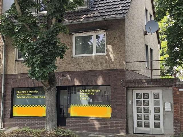 Miethaus mit einem Gewerbe und 3 Wohneinheiten im Zentrum von Frechen