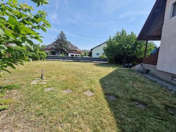 Haus zur Miete in 2301 - Garten, Keller