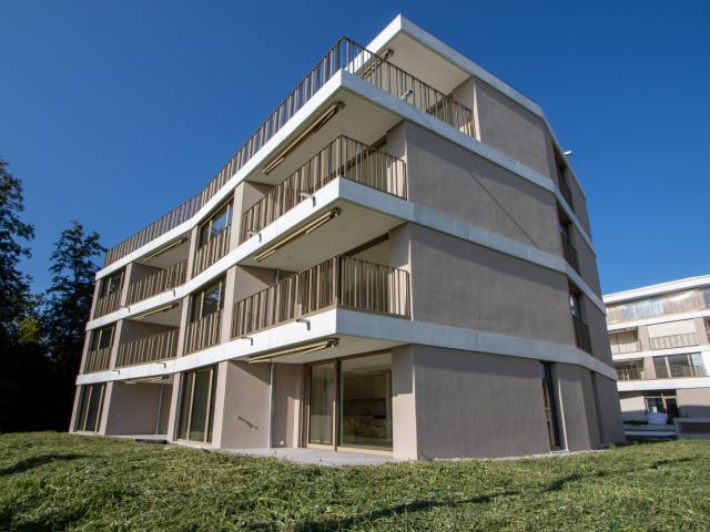 Mietobjekt – moderne 3.5 Zimmerwohnung in unmittelbarer Seenähe – Immoschwab AG in Murten und Aarberg