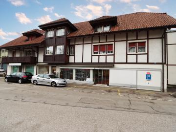 Wohnung mieten in Zigeleistrasse - Parkplatz