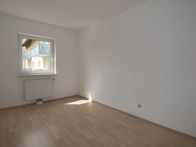 Mietwohnung 610 54 m² mit Balkon Küche Vermietung direkt vom Eigentümer keine Provision