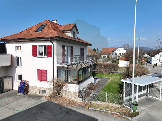 Mietwohnung mit drei Wohnungen in Cornol