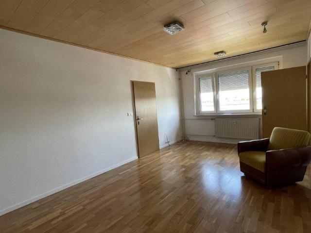 frisch sanierte Wohnung mit Blick auf das Saaletal A1750
