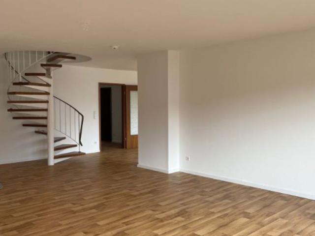 Mietwohnung in Nürnberg Großzügige Maisonette Wohnung nahe Frankenstraße