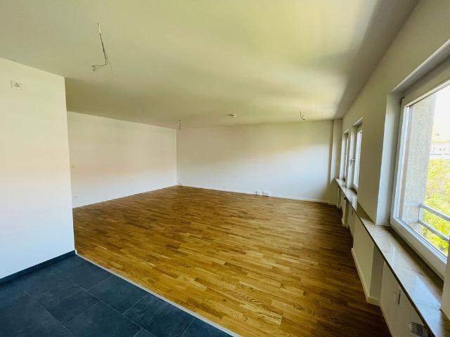 Mietwohnung in Nürnberg Mit EBK! Lichtdurchflutete 2 Zimmer Wohnung