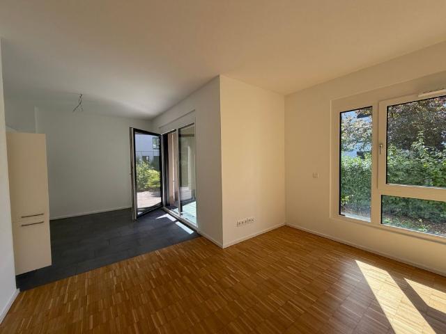 Mietwohnung in Nürnberg Moderne 1 Zimmer Wohnung mit Einbauküche und Terrasse