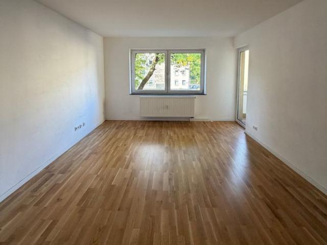 Mietwohnung in Nürnberg Moderne 3 Zimmer Wohnung mit Balkon in St. Leonhard
