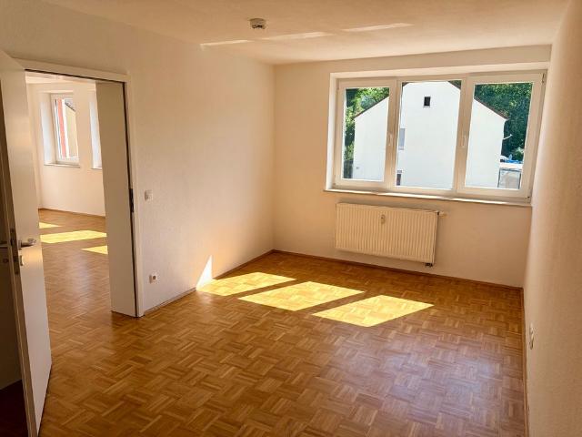 Mietwohnung in Nürnberg Schöne Wohnung mit Balkon nahe Dutzendteich