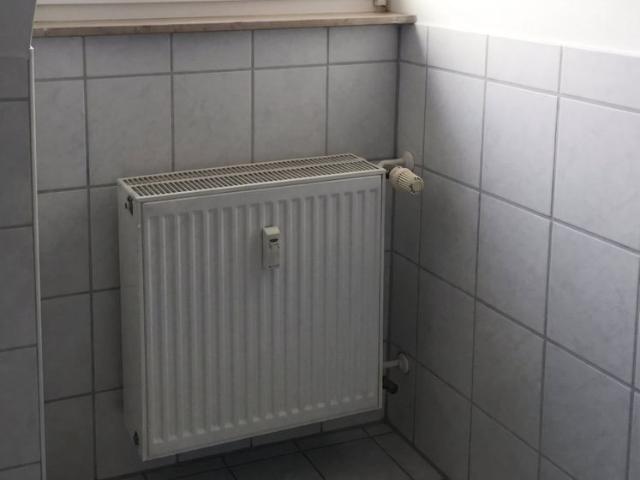 Mietwohnung in Rednitzhembach Gemütliche 2 Zimmer Dachgeschosswohnung mit großem Wohnraum