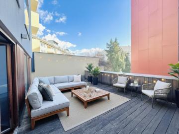 Mietwohnung: Innsbruck Marktplatz – ca. 55 m² Zweizimmerwohnung mit separater Küche, XXL Terrasse & 2 großen Tiefgaragenplätzen separat anmietbar