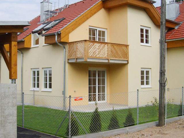 Mietwohnungen in Tausendblum – Wohnkomfort mit Stellplatz und praktischen Zusatzräumen