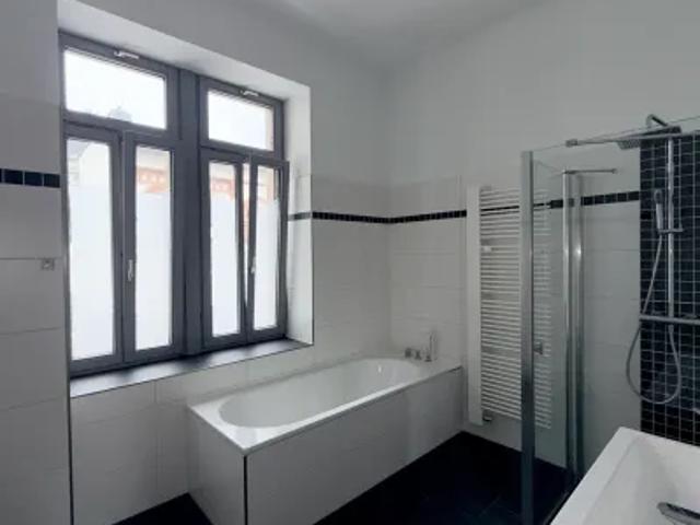 Mietwohnungen ✓ 1.100 € Kaltmiete netto ✓ 139 m² Wohnfläche ⌖ 08258 Markneukirchen, Alte Kirchstraße 6