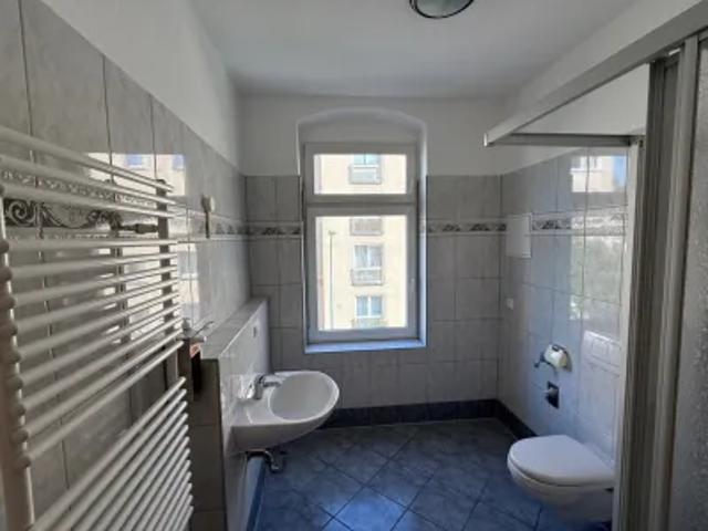 Mietwohnungen ✓ 250 € Kaltmiete ✓ 39,80 m² Wohnfläche ⌖ 07973 Greiz, Prof. Dr. Friedrich Schneider Straße 3