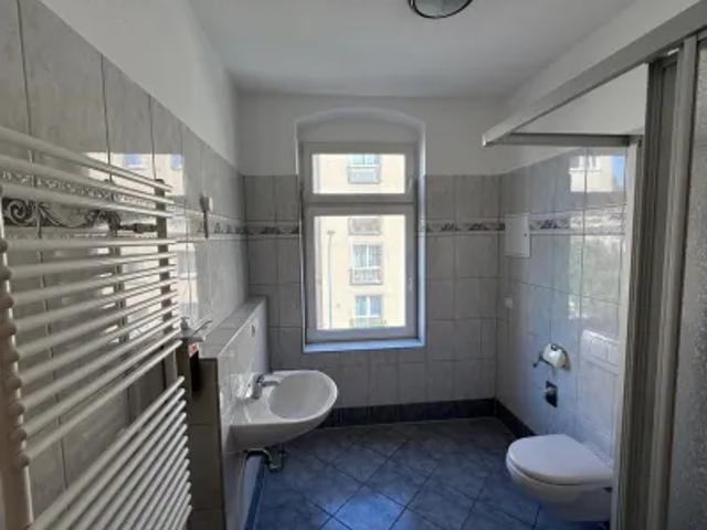 Mietwohnungen ✓ 250 € Kaltmiete ✓ 39,80 m² Wohnfläche ⌖ 07973 Greiz, Prof. Dr. Friedrich Schneider Straße 3