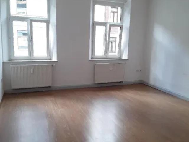 Mietwohnungen ✓ 250 € Kaltmiete ✓ 50,46 m² Wohnfläche ⌖ 08223 Falkenstein, Rosa Luxemburg Straße 23