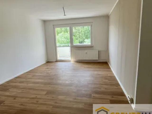 Mietwohnungen ✓ 260 € Kaltmiete ✓ 58 m² Wohnfläche ⌖ 08529 Plauen, Dr. Friedrich Wolf Straße 66