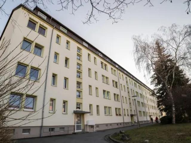 Mietwohnungen ✓ 264 € Kaltmiete ✓ 47,92 m² Wohnfläche ⌖ 08606 Oelsnitz/V Str. des Friedens 7