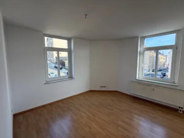 Mietwohnungen ✓ 265 € Kaltmiete ✓ 57 m² Wohnfläche ⌖ 08468 Reichenbach, Vogtl, Fritz Ebert Str. 17