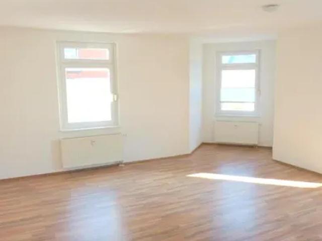 Mietwohnungen ✓ 287 € Kaltmiete ✓ 64 m² Wohnfläche ⌖ 08112 Wilkau Haßlau, Haaraer Str. 50