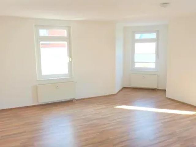 Mietwohnungen ✓ 287 € Kaltmiete ✓ 64 m² Wohnfläche ⌖ 08112 Wilkau Haßlau, Haaraer Str. 50