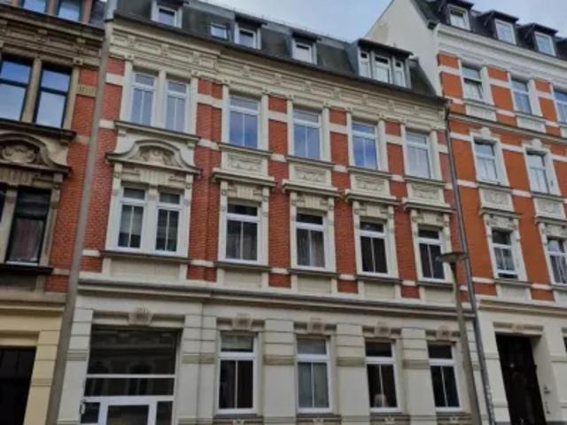 Mietwohnungen ✓ 290 € Kaltmiete ✓ 48 m² Wohnfläche ⌖ 08525 Plauen, Mozartstraße 18