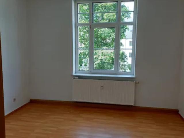 Mietwohnungen ✓ 292,50 € Kaltmiete ✓ 65 m² Wohnfläche ⌖ 08223 Falkenstein, A. Bebel Strasse 57