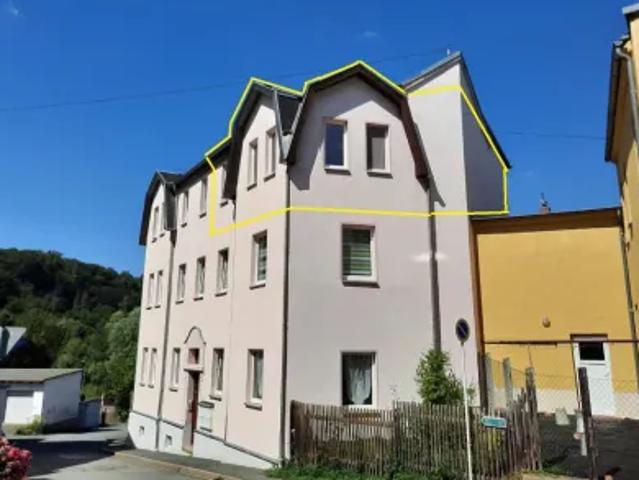 Mietwohnungen ✓ 295 € Kaltmiete ✓ 62 m² Wohnfläche ⌖ 07985 Elsterberg, Rödelstraße 2