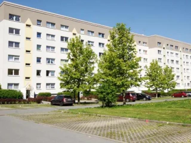 Mietwohnungen ✓ 298,39 € Kaltmiete ✓ 56,30 m² Wohnfläche ⌖ 08529 Plauen, Karl Friedrich Schinkel Straße 32