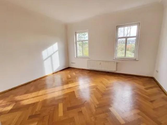 Mietwohnungen ✓ 299 € Kaltmiete netto ✓ 73,65 m² Wohnfläche ⌖ 08499 Mylau