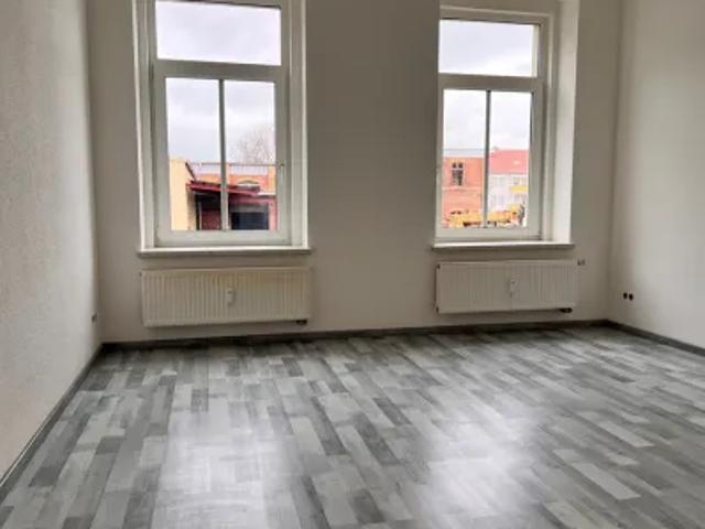 Mietwohnungen ✓ 200 € Kaltmiete ✓ 38,29 m² Wohnfläche ⌖ 08525 Plauen, Morgenbergstraße 44