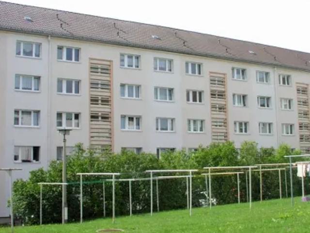 Mietwohnungen ✓ 226,78 € Kaltmiete ✓ 48,25 m² Wohnfläche ⌖ 08527 Plauen OT Neundorf, Schulstraße 13 b