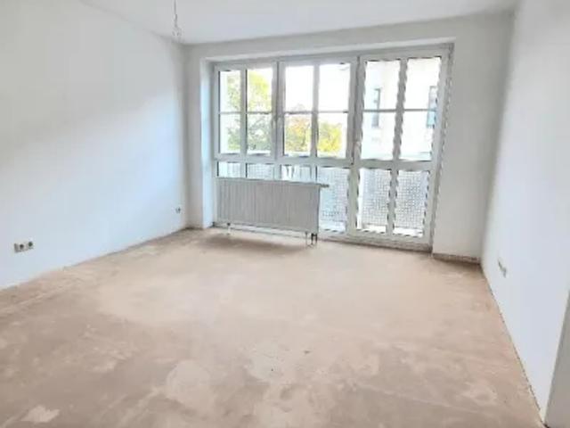 Mietwohnungen ✓ 230 € Kaltmiete ✓ 40,50 m² Wohnfläche ⌖ 08527 Plauen, Ostenstraße 16