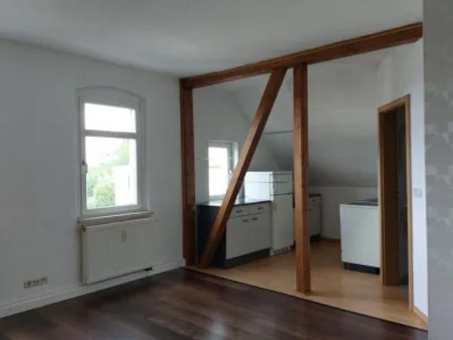Mietwohnungen ✓ 235 € Kaltmiete ✓ 36 m² Wohnfläche ⌖ 08141 Reinsdorf / Friedrichsgrün, Schulstraße 12
