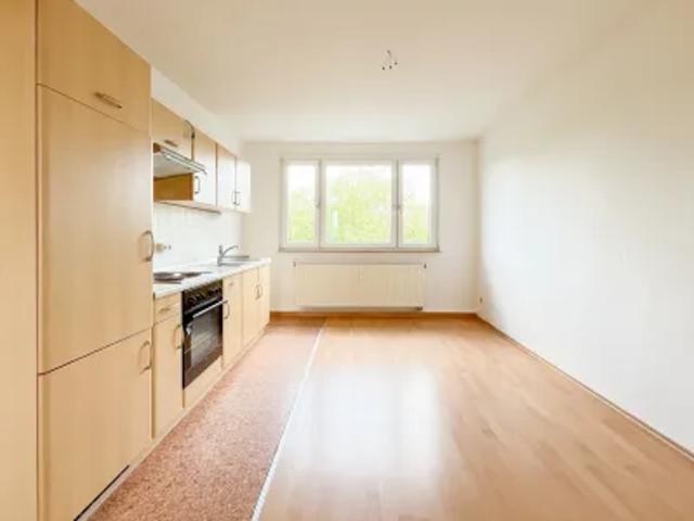 Mietwohnungen ✓ 235 € Kaltmiete netto ✓ 59,90 m² Wohnfläche ⌖ 08523 Plauen, Zaderastraße 74