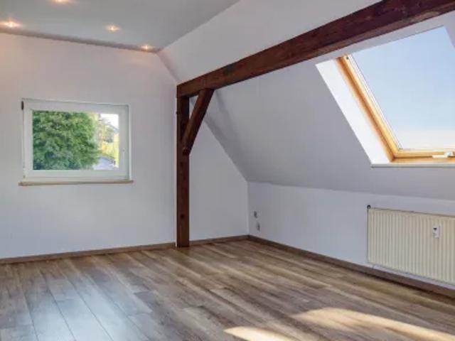 Mietwohnungen ✓ 350 € Kaltmiete ✓ 65 m² Wohnfläche ⌖ 07973 Greiz, Beethovenstraße 9