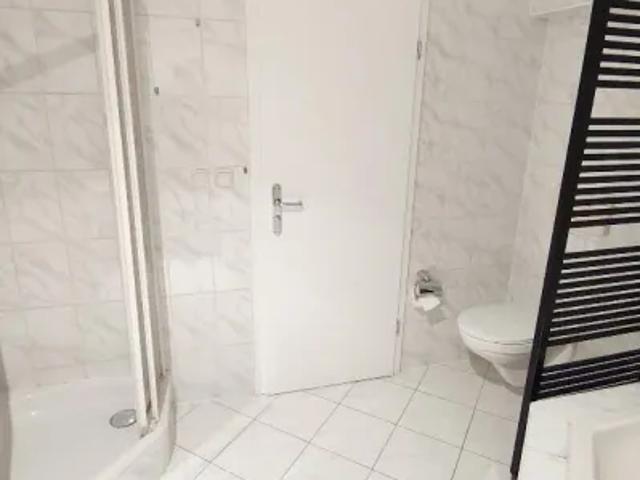 Mietwohnungen ✓ 350 € Kaltmiete ✓ 78 m² Wohnfläche ⌖ 08525 Plauen, Martin Luther Straße 72