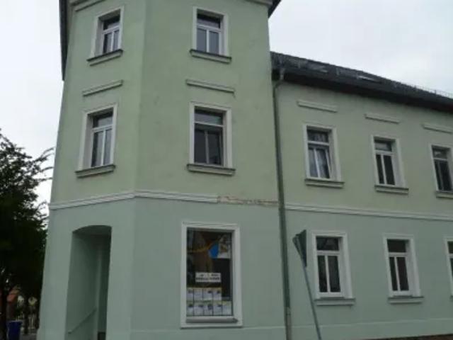 Mietwohnungen ✓ 360 € Kaltmiete ✓ 51,85 m² Wohnfläche ⌖ 08064 Zwickau, Lengenfelder Straße 49