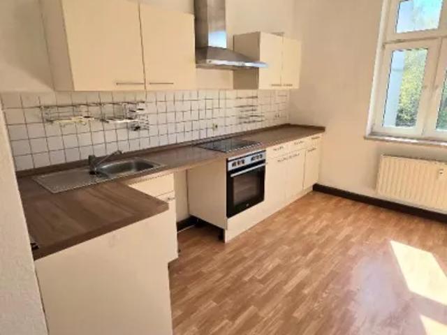 Mietwohnungen ✓ 380 € Kaltmiete ✓ 75 m² Wohnfläche ⌖ 08523 Plauen, Siegener Straße 31