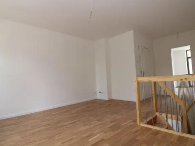 Mietwohnungen ✓ 385 € Kaltmiete ✓ 70 m² Wohnfläche ⌖ 08525 Plauen, Heubnerstraße 2