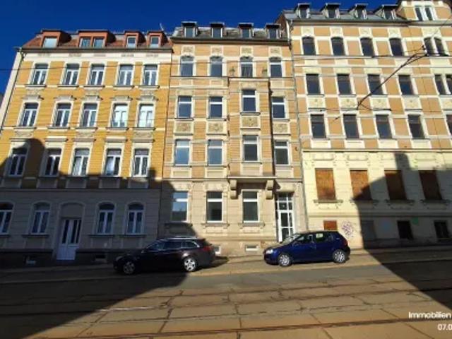 Mietwohnungen ✓ 385 € Kaltmiete ✓ 77 m² Wohnfläche ⌖ 08525 Plauen, August Bebel Straße 119