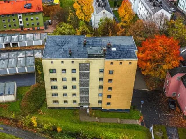 Mietwohnungen ✓ 390 € Kaltmiete ✓ 59 m² Wohnfläche ⌖ 95100 Selb / Selb Plößberg