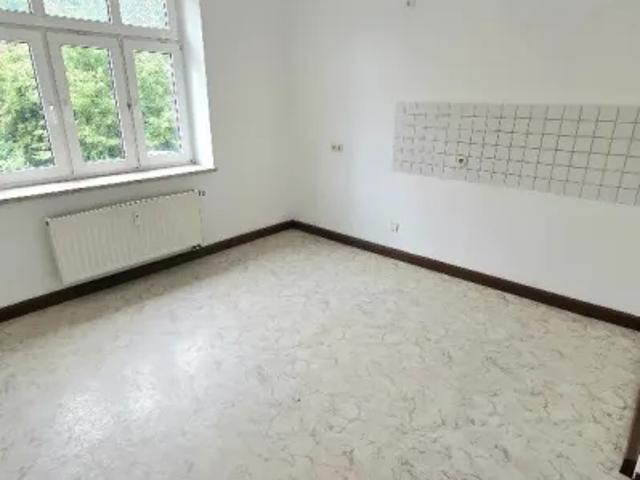 Mietwohnungen ✓ 390 € Kaltmiete ✓ 81 m² Wohnfläche ⌖ 08523 Plauen, Siegener Straße 31