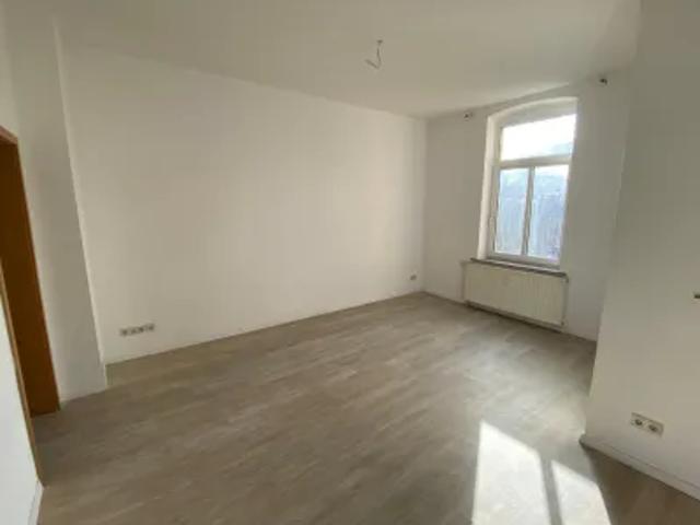 Mietwohnungen ✓ 398,50 € Kaltmiete ✓ 81,04 m² Wohnfläche ⌖ 08523 Plauen, Karlstr. 43