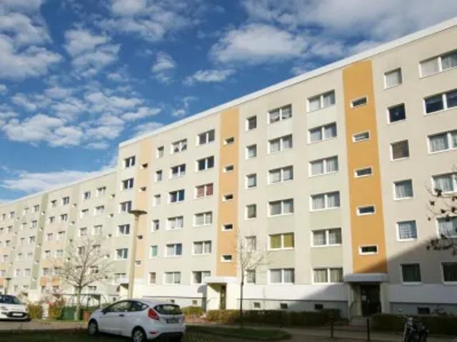Mietwohnungen ✓ 398,30 € Kaltmiete ✓ 69,27 m² Wohnfläche ⌖ 08529 Plauen, Dr. Friedrich Wolf Straße 57