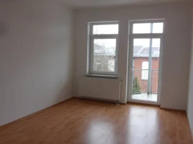 Mietwohnungen ✓ 399,50 € Kaltmiete ✓ 76,12 m² Wohnfläche ⌖ 08523 Plauen, Pestalozzistraße 18